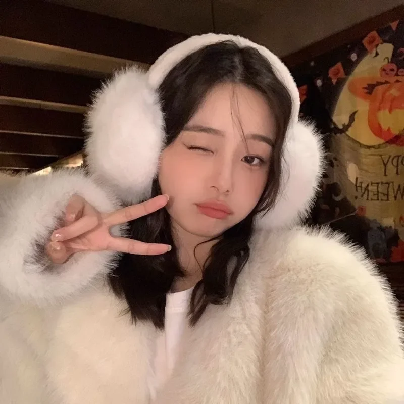 White Cute Plush Earmuffs Winter Women Outdoor Travel Keeping Warm Fashionable Cold Protection Earmuff