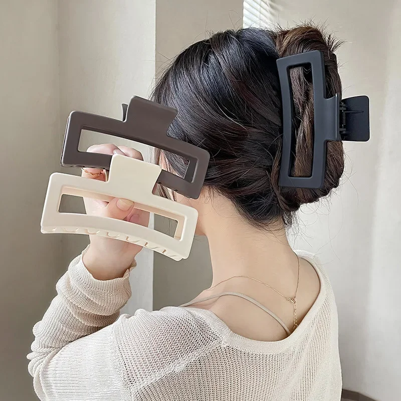 

Korean Large Solid Hair Claw Elegant Hairpins Barrette Crab Hair Clips For Women Girls Square Headwear Hair Accessories Jewelry