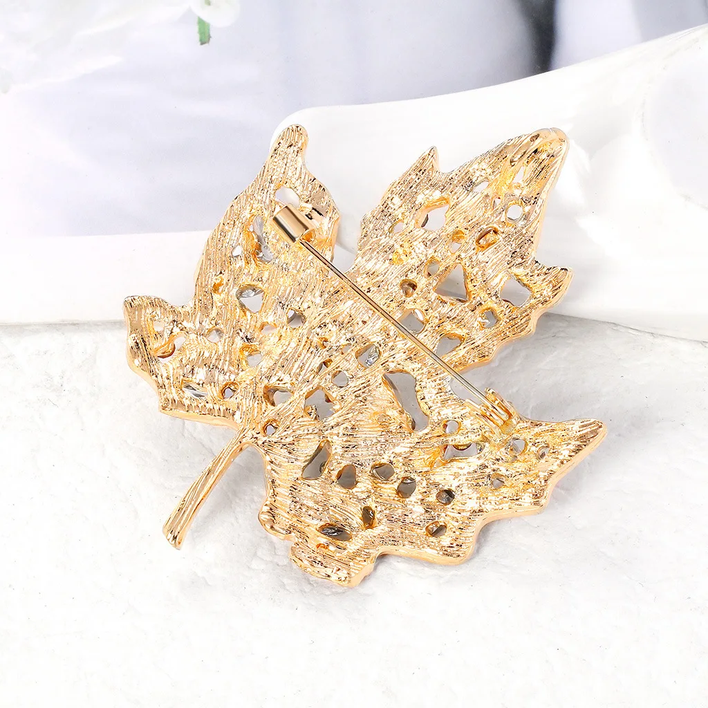 Classic Jewelry Leaf brooches Vintage pins Rhinestone Gold Color Brief  Brooches for Women Coat Accessories Unisex Elegant Pin - AliExpress