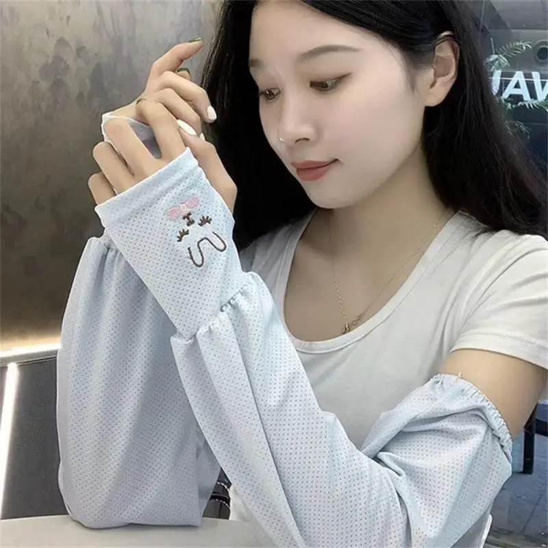 

Summer Ice Silk Rabbit Ice SleevesSunscreen Sleeves Outdoor Sleeve Loose Outdoors Cycling Tennis Sports UV Protection
