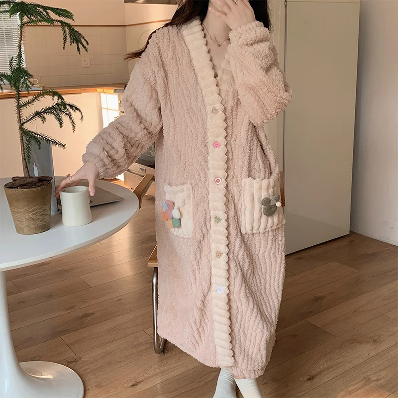Casual New Winter Night robe Women Loose Warm Coral Fleece Robe Night Wears Nightgown Female Flower Home Clothes