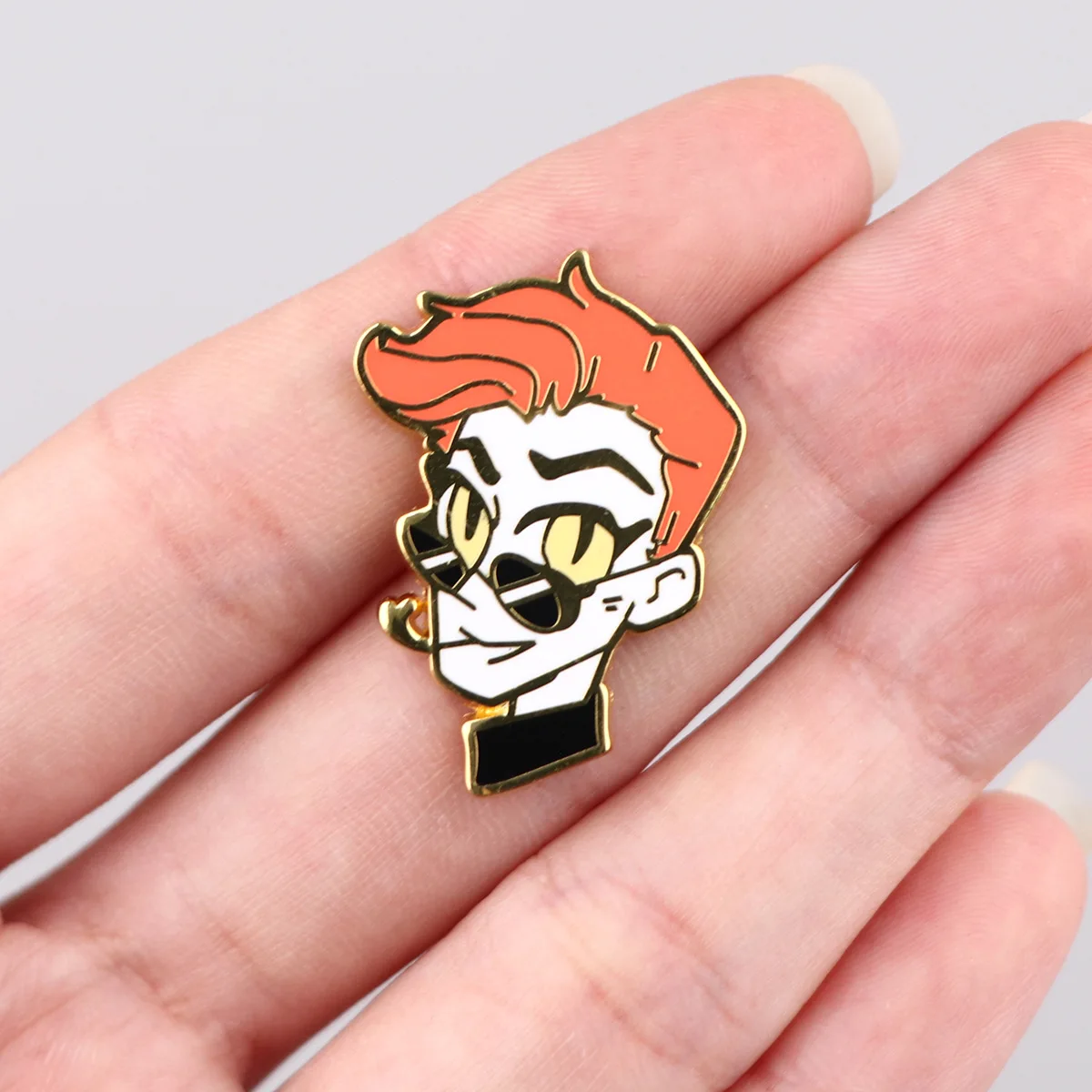 Good Omens Enamel Lapel Pin - Classic Movie-Inspired Fashion Accessory and Thoughtful Friendship Gift