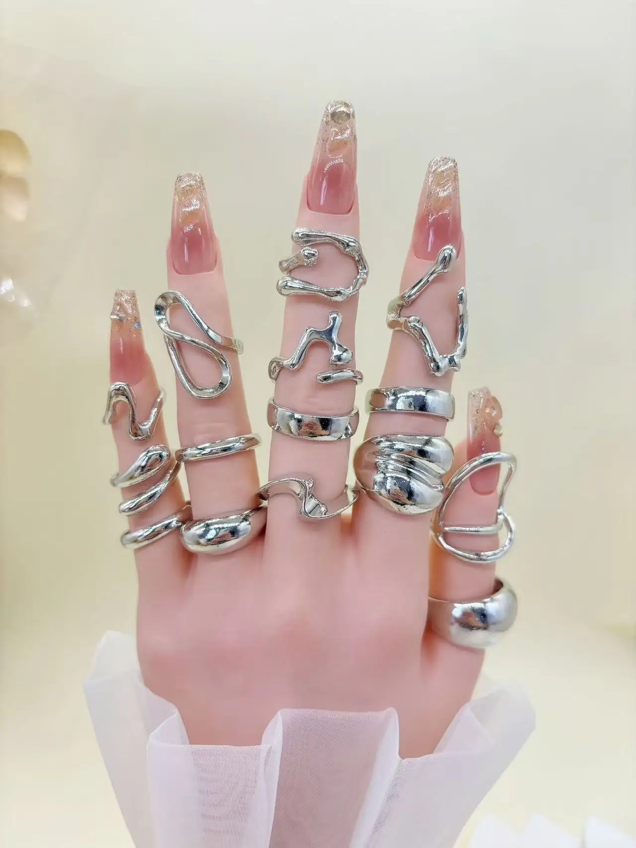 Fashionable Retro Geometric Pearl large Flower Ring Set, Gold Opening Women's Jewelry New Accessory set Gift Image 8