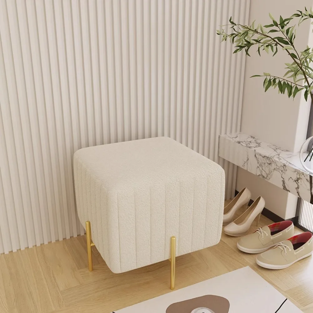 

White Minimalist Footrest Space Saving Hotel Lazy Cheap Single Comfortable Stool Waiting Low Taburetes Decorativos Furniture