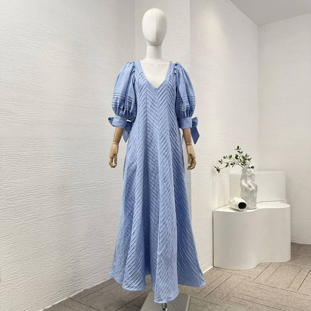 

Женская коллекция 2024, синий цвет, галстук-бабочка, женский свободный белый пуловер средней длины с открытой спиной и оборками, льняные платья