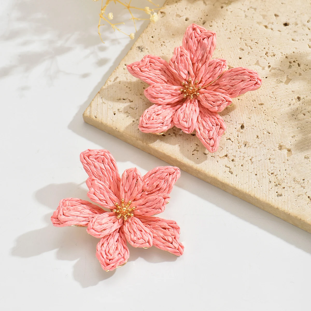 Boho Handmade Delicate Irregular Raffia Flower Earrings for Women Trendy Unique Design Floral Earrings Summer Beach Jewelry Gift