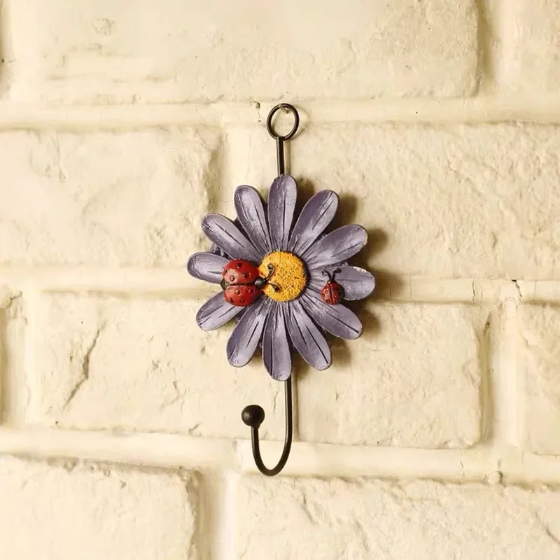 Creative  Flower Hook Wall Resin Hanger Daisy Hook Chrysanthemum Coat and Hat Key Hook Home Decoration 4