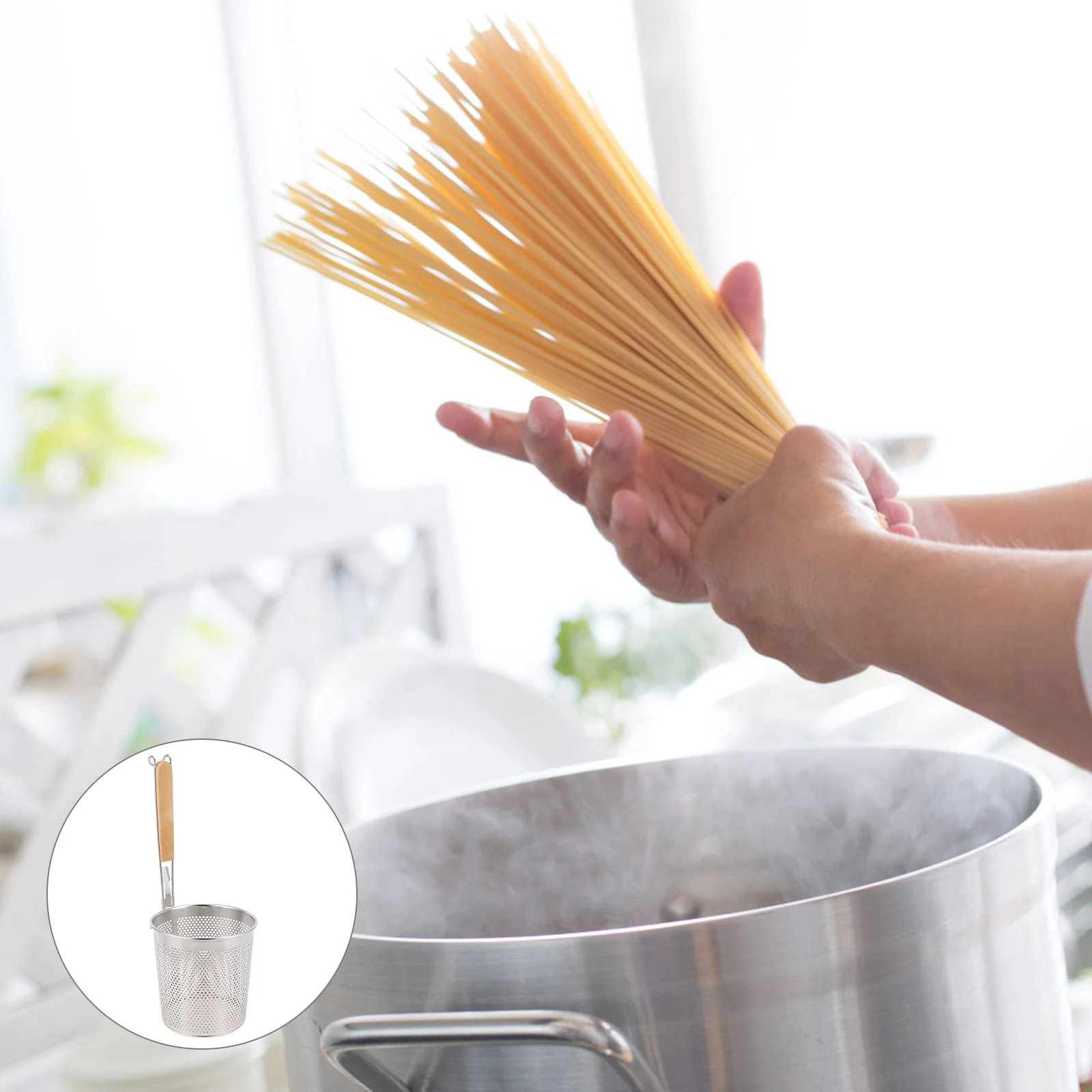 

Kitchen Handle Sieve Strainer Stainless Steel Colander for Food Stainless Steel Wire Fine Mesh Sieve Oil Strainer Noodle