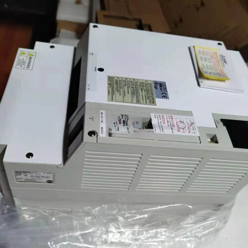 

Флэш-накопитель MR-J3-11KA/11KB/15ka/15kb/15ka (GA)/15ka4-lc070