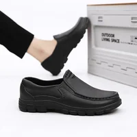 Lightweight Waterproof Non-Slip Thick Bottom Casual EVA Chef Shoes for Men Spring Autumn Season Kitchen Work Shoes