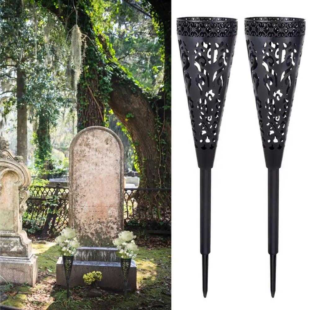 

2Pcs Hollow Flower Holder Black Garden Flower Basket for Outdoor Courtyard Lawn Cemetery Grave Vase