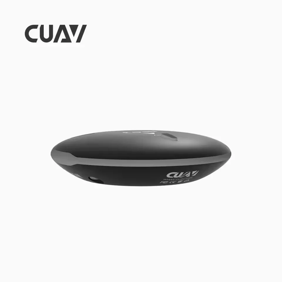 Gros plan sur le module GNSS CUAV NEO 3 révélant les connecteurs et le boîtier robuste