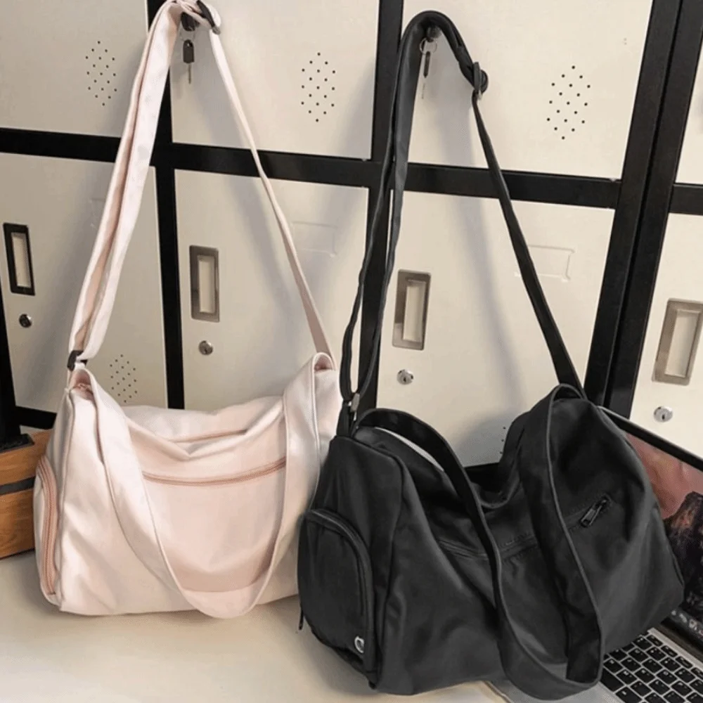 Trendy Large Capacity Travel Duffle Bag Handheld Waterproof Travel Luggage Bag Sports Business Trip Messenger Bag Men