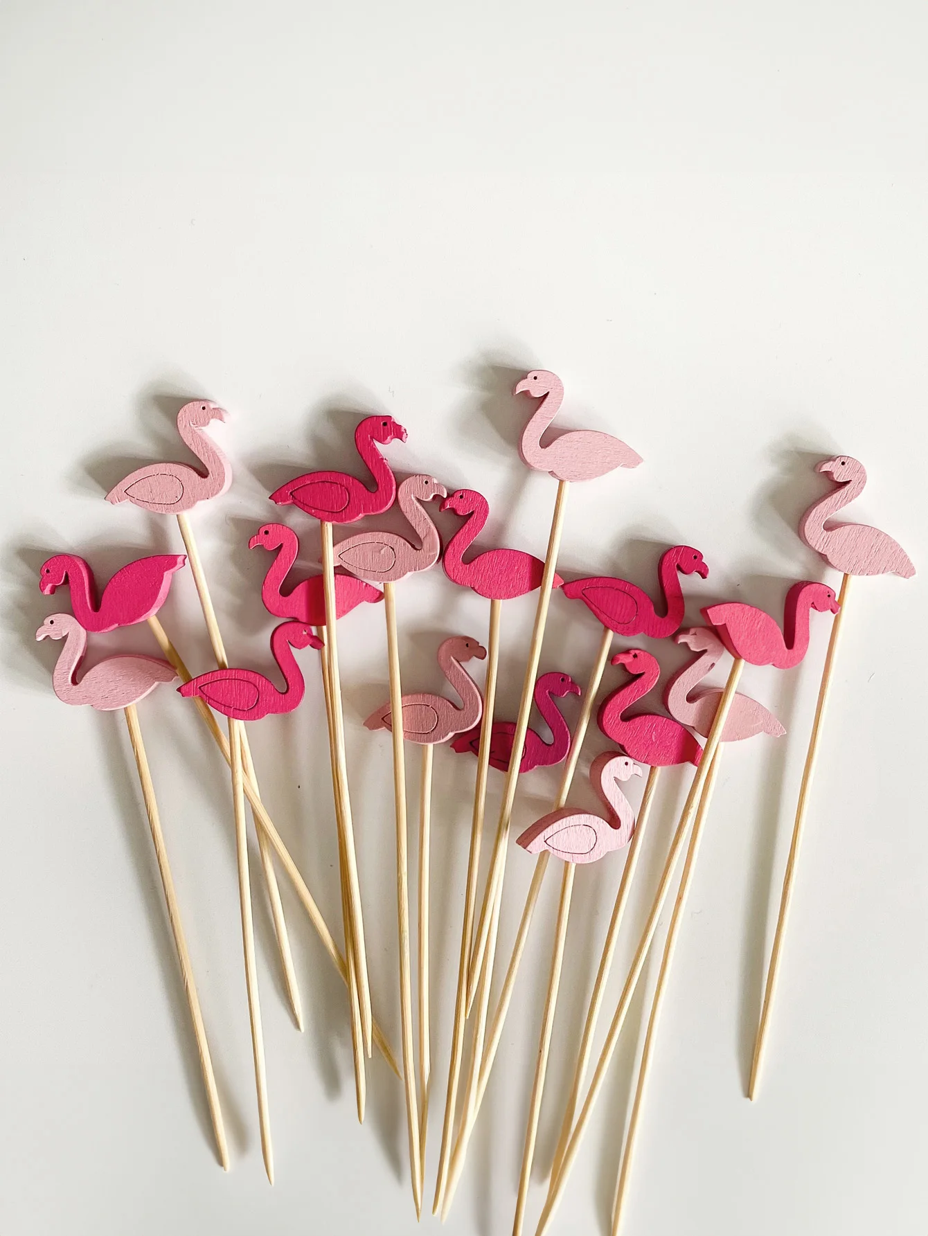 Disposable bamboo skewers decorated bamboo skewers toothpicks two-color flamingo hotel restaurant fruit