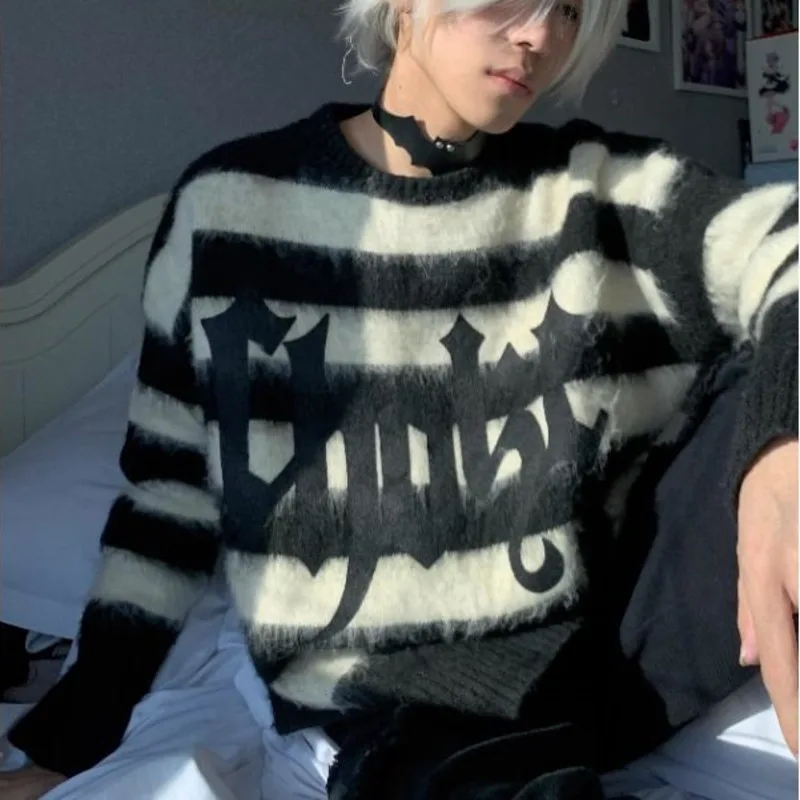 

90s Vintage Harajuku Stripe Loose Casual Knitwear Y2k Japanese Stylish Goth Design Sweater Punk Anime Knit Top For Men And Women
