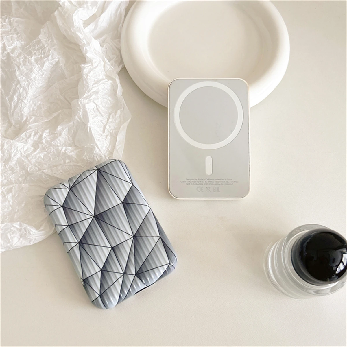 For Iphone Powerbank Case External Battery Shockproof Bumper Wireless Magnetic Battery Protective Cover Silicone Case Soft
