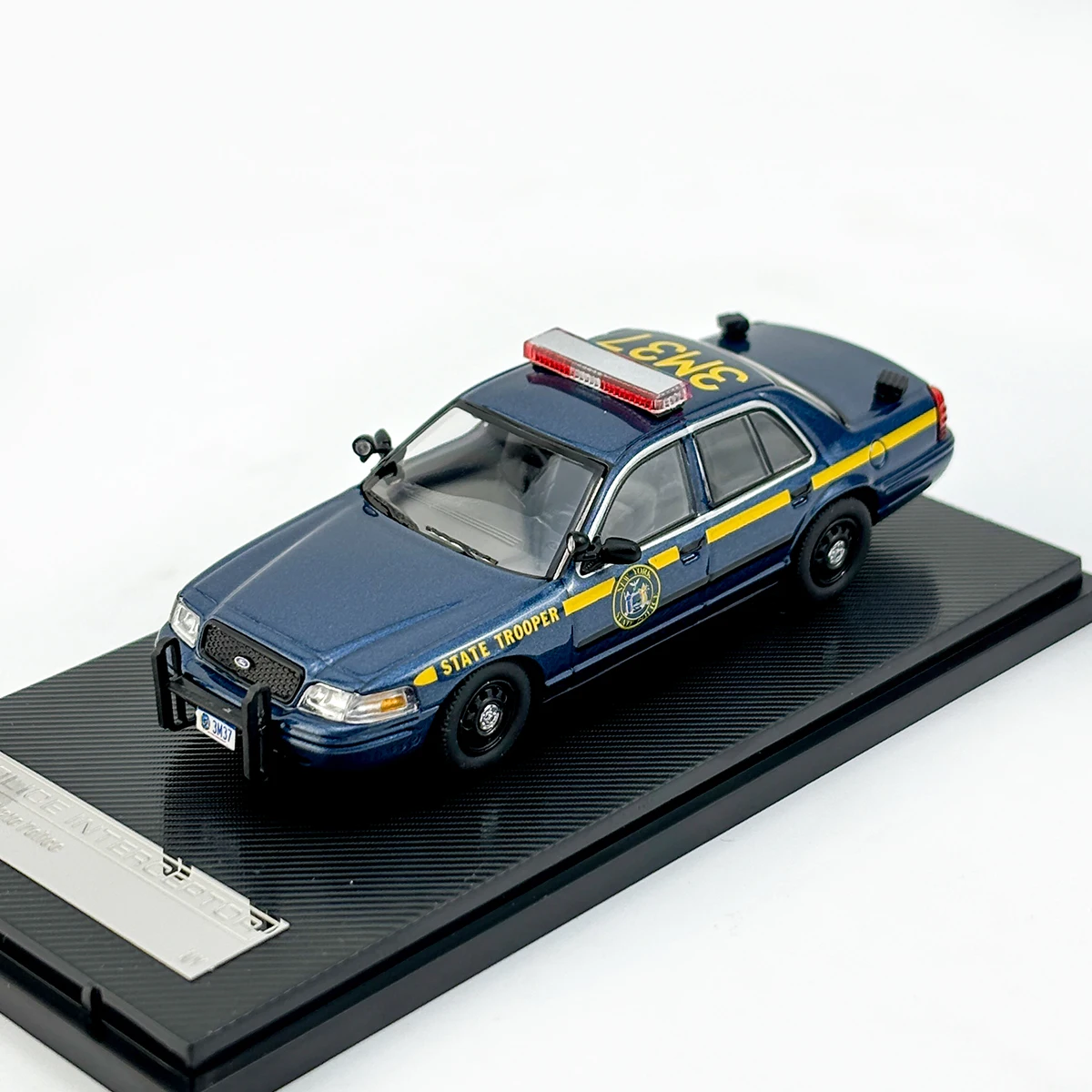 Rollin 1/64 Ford Crown Victoria Police Car Alloy Toy Motor Vehicle
