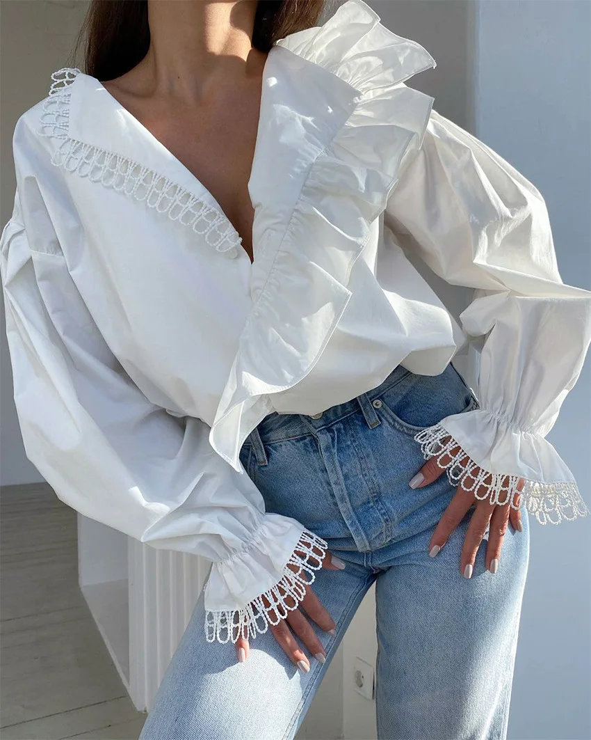 

Deep V-neck Shirt with Wooden Ear Edge, Long Sleeve, Stitching Lace, European and United States, Sexy, Temperament Fashion
