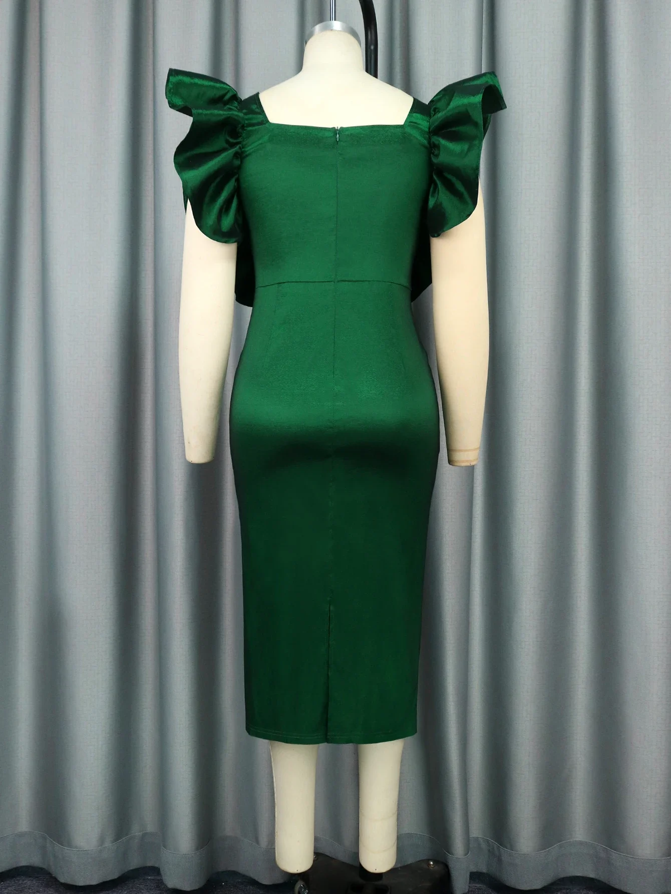 Green Bodycon Dresses Flying Sleevelss Hollow Out Bodycon Package Hip Evening Cocktail Party Midi Green Bodycon Dresses Flying Sleevelss Hollow Out Bodycon Package Hip Evening Cocktail Party Midi