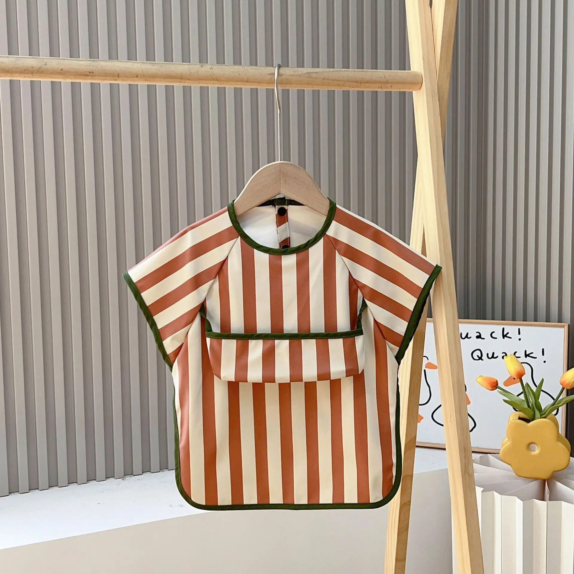 Waterproof Feeding Bibs for Babies, Cartoon Animal Short Sleeve Smock Apron, Baby Bibs Bavoir for Toddlers 0-4 Years