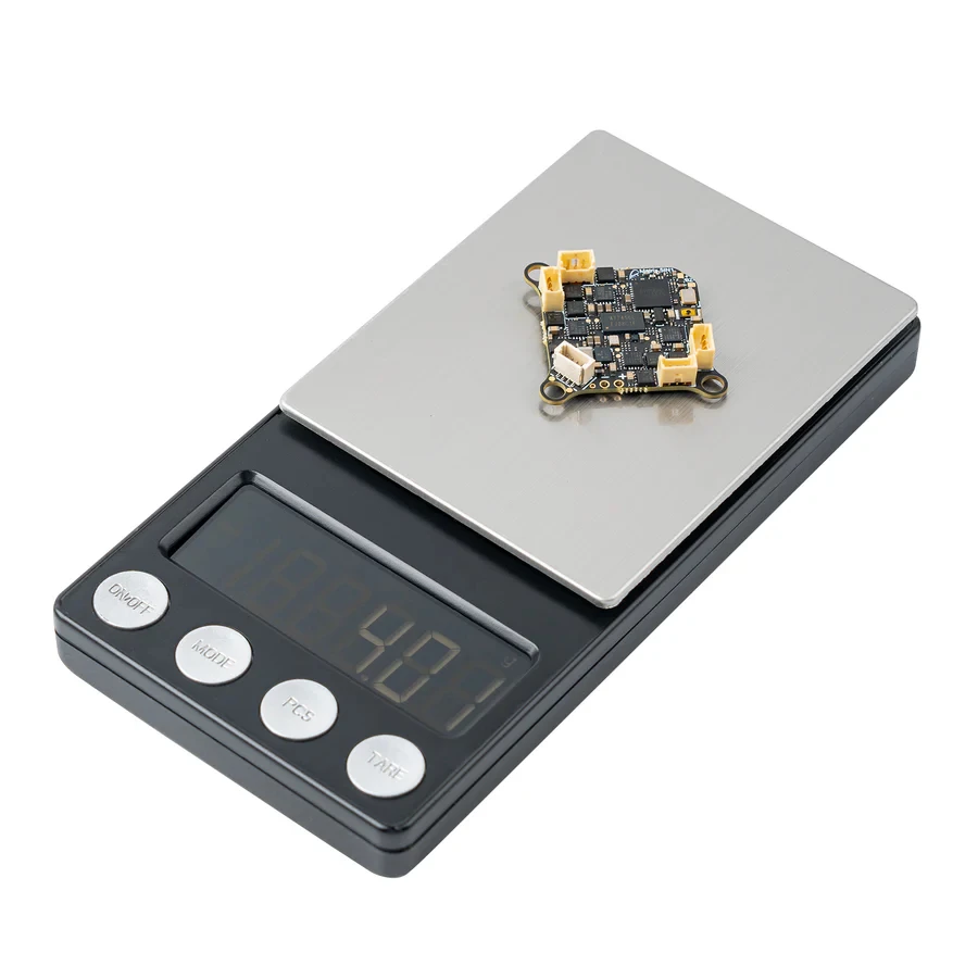 BETAFPV Matrix 1S ​​Бесщеточный контроллер полета 5IN1 V2 Модернизированный непрерывный регулятор скорости 12A для Air65/75 II FPV Аксессуары для дронов thumbnail 4