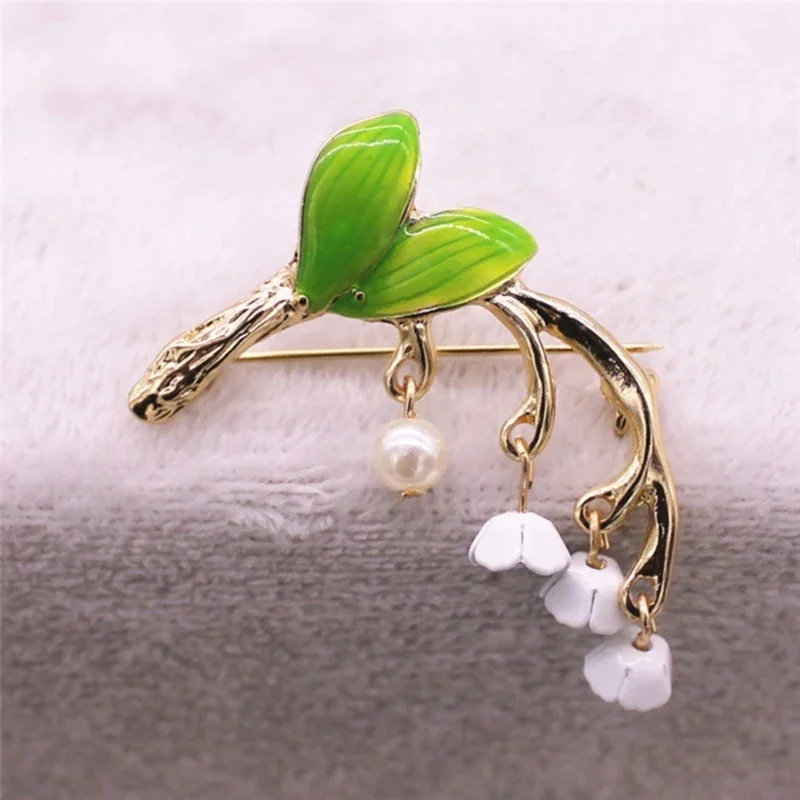 Green Enamel White Floral Leaf Brooch For Women Lily Valley Brooches Pin Jewelry For Women Pins Brooch Accessories