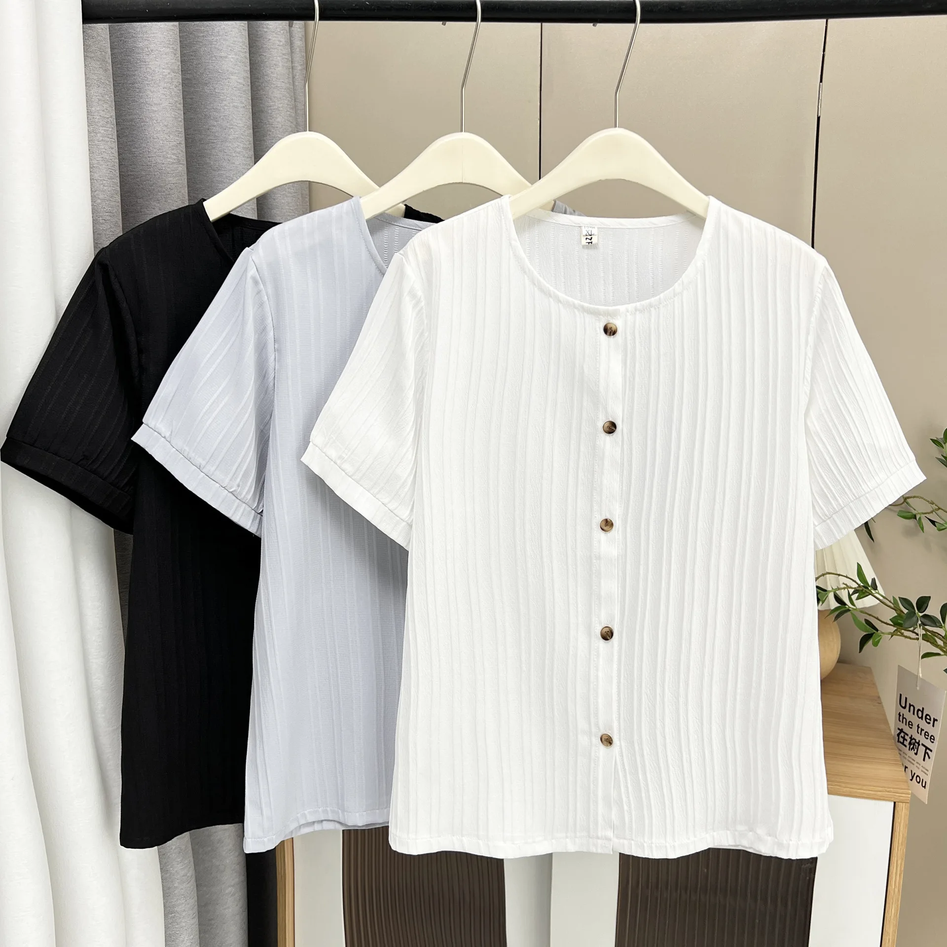 100KG New Summer Style Accordion Vertical Striped Short Sleeve Shirt Plus Size Women's Casual Chiffon Blouses 313