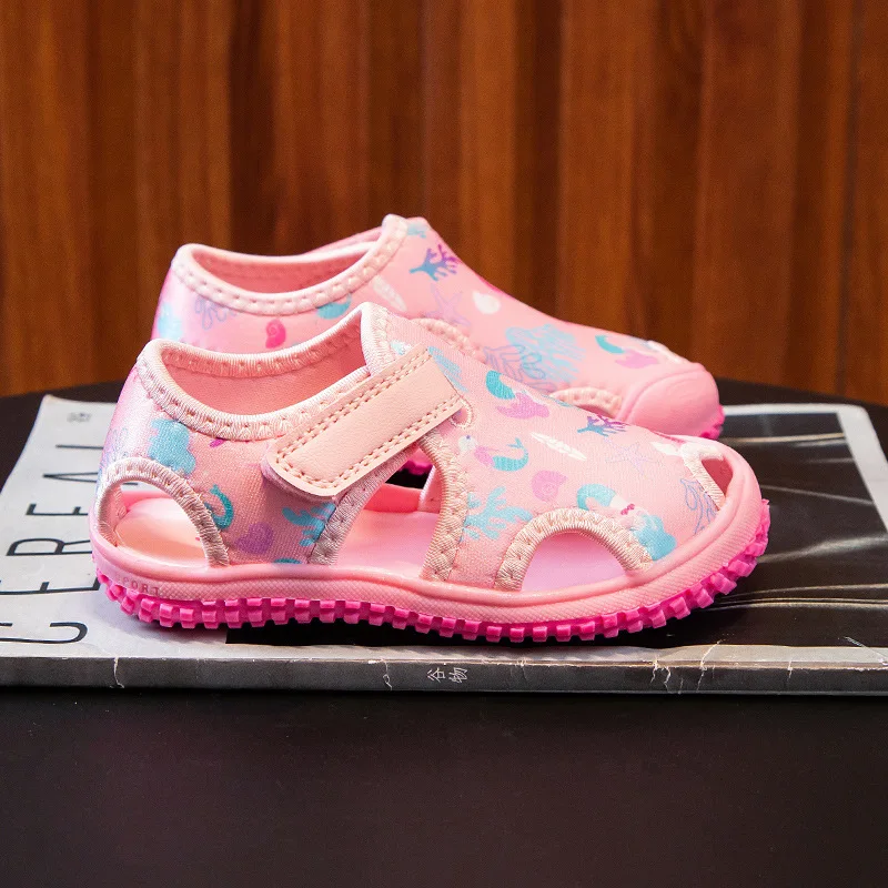Kids Shoes Summer New Breathable Hollow Out Girls Shoes Beach Sandals Indoor Baby Toddler Soft Sole Non-slip Casual Shoes 크록스 4