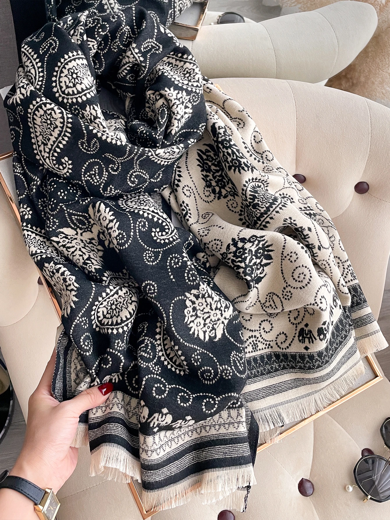 New Bandanna Design Winter Two-Sided Cashmere Jacquard Scarves High Quality Women Thicken Wrap Shawl Ladies Wool Pashmina Scarf