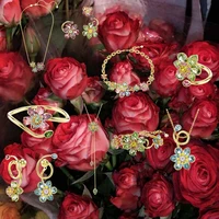 Ensemble de bijoux de luxe, nouvelle série plante, Imitation cristal, fleur, collier, boucles d'oreilles, Bracelet, bijoux de luxe, cadeau de noël 1