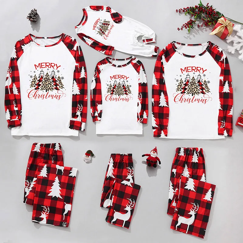 thumbnail image 1 of Conjuntos familiares a juego Pijamas navideños para familias Madre Niños Estampado de árboles Ropa de dormir navideña Conjuntos de ropa de estilo familiar Ropa de dormir, 1 of 5