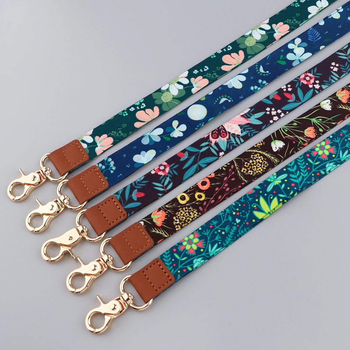 Floral Lanyard Keychain with Rose Design - Stylish Neck Strap for Keys, Phone, ID Badge, and Gifts
