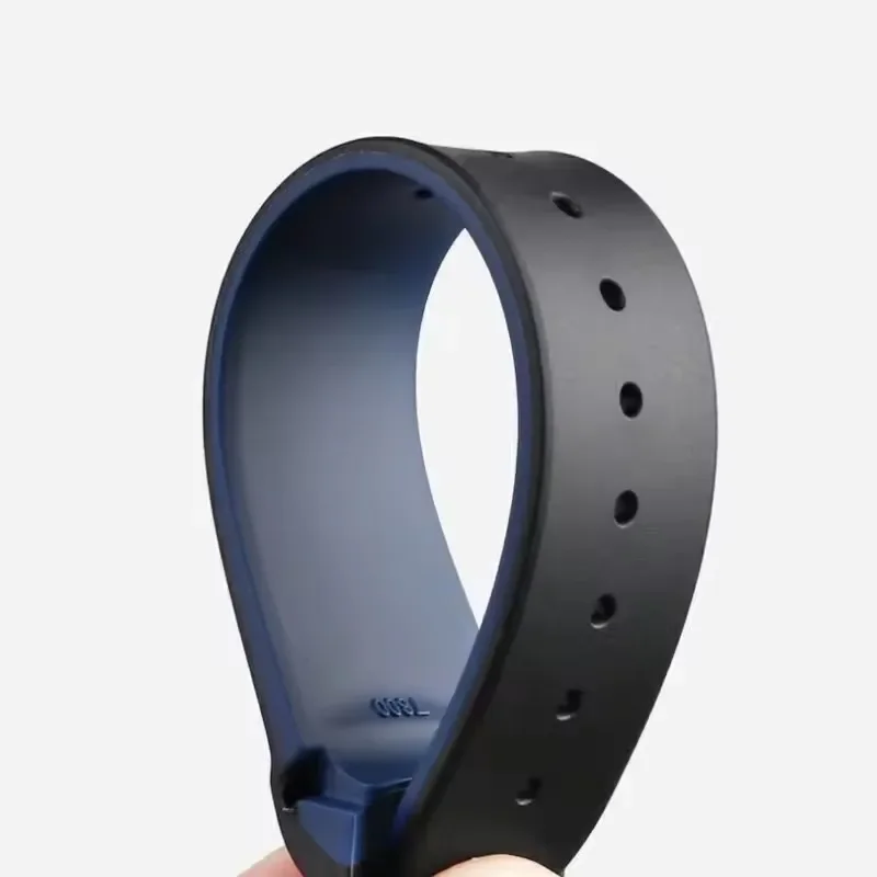 Elegant Curved End Natural Rubber Watch Strap - Black, Blue, Red 22mm