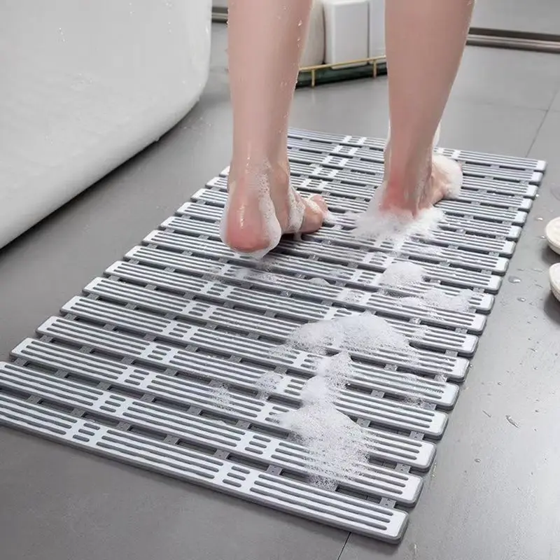 Non-Slip Textured Surface Shower Mat with Drainage and Suction Cups for Quick-Dry Comfort
