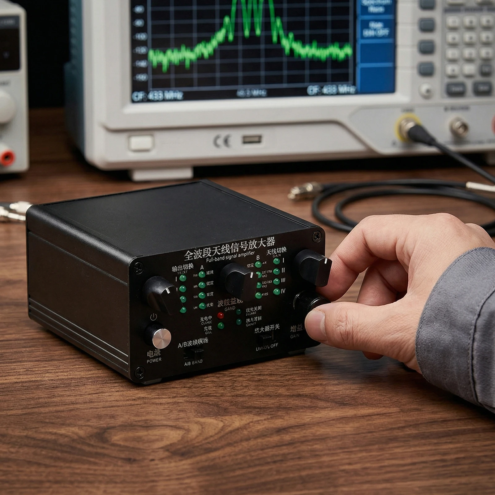 30kHz-650MHz 저잡음 증폭기 햄 라디오 다중 대역 통신용 단파/VHF/UHF 수신 증폭기