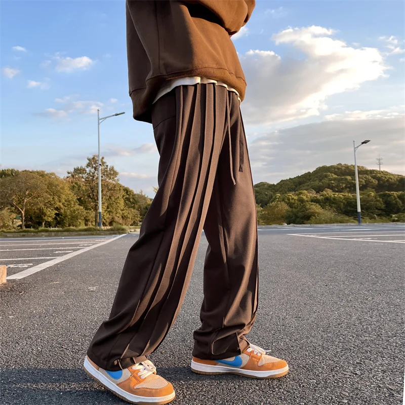 

Coffee/Black Loose Pleated Casual Pants Men Fashion Autumn Winter Korean Straight Drawstring Pants Mens Mopping Trousers 2XL-M