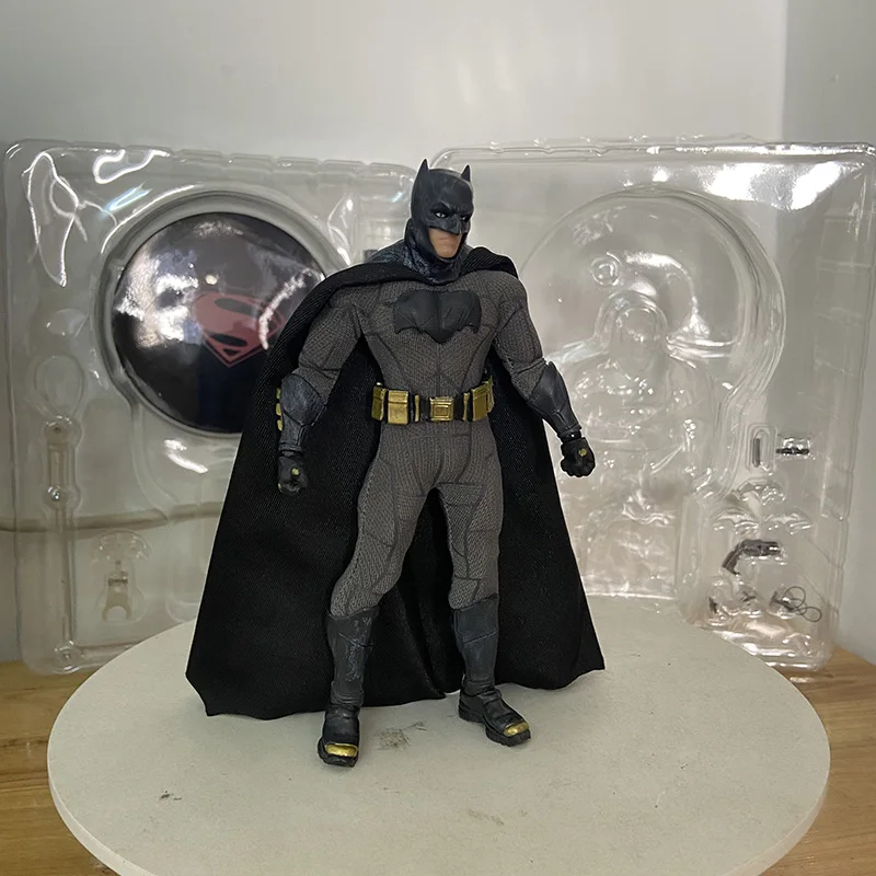 バットマン　BvS　ワン12コレクティブ　mezco　1/12　フィギュア メズコ ワン12コレクティブ 1/12 バットマン アクション
