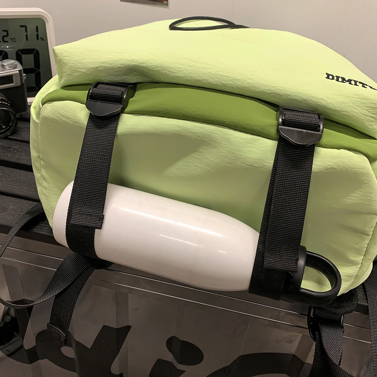 Lightweight Backpacks for Men and Women with Drawstrings, Student School Bags, Outdoor Sports Mountaineering Bags, Niche Fishing Travel Backpacks, Mountain Climbing, Cycling, Traveling, Seaside and Beach