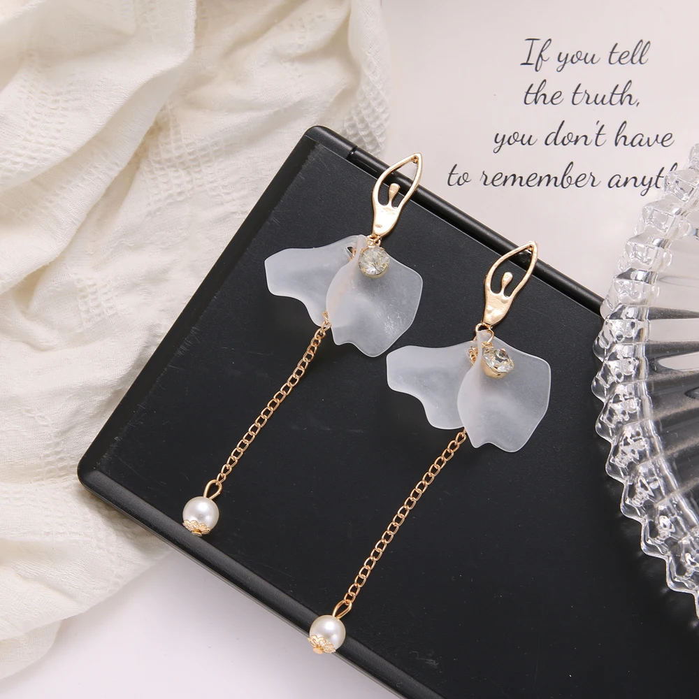Acrylic Flower Drop Earrings Female Acrylic Alloy Tassel Chain Pendant Earrings Korean Wedding acrylic earrings