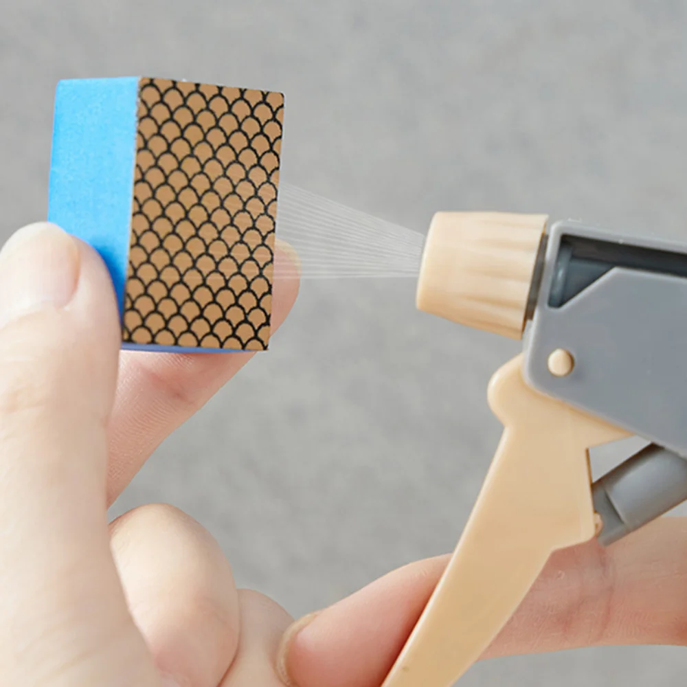 

2Pcs Multifunction Mini Mirror Emery Sponge Wipe Bathroom Mirror Scale Washbasin Rust Stain Sponge Cleaner Household Cleaning