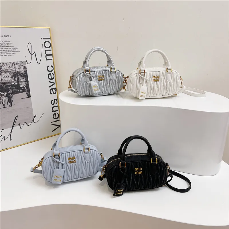 Vintage Shoulder Side Bag For Women Luxury Handbag Brand Designer Bag High Capacity Tote Bags Cross Body Bag Chic Women's Bag