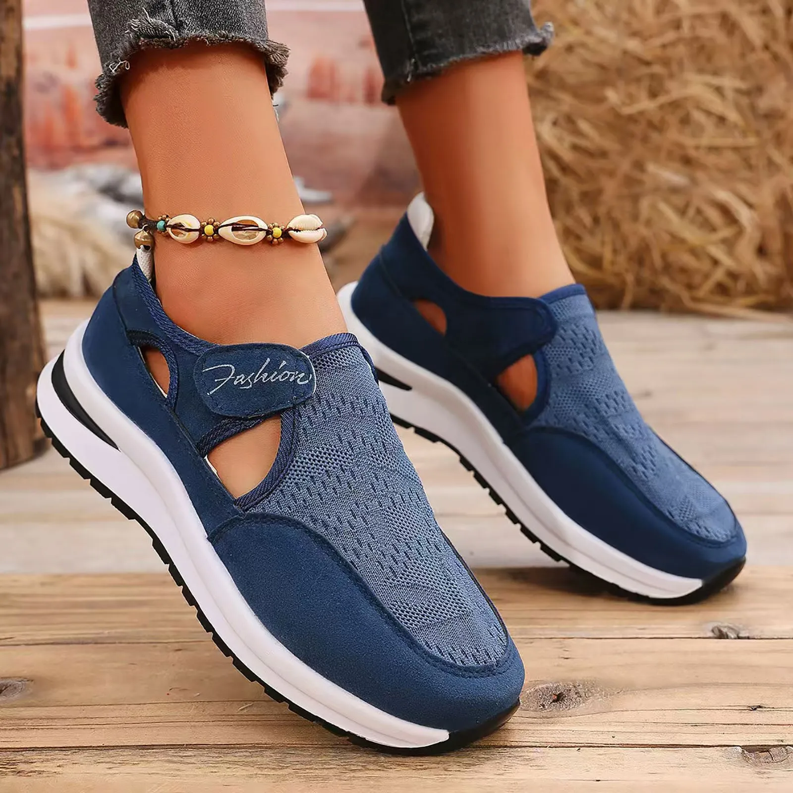 Women Comfortable Soft Sole Breathable Casual Shoes.
