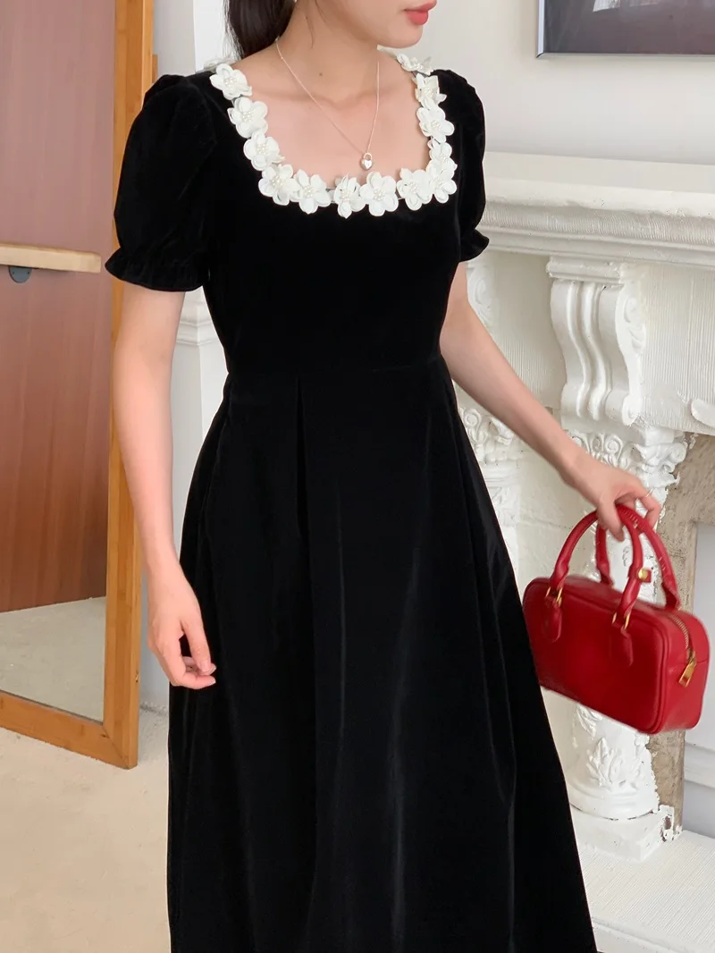 Autumn French Vintage Black Velvet Midi Dresses for Women Puff Sleeves Square Collar A-line Korean Fashion Vestido Mujer New