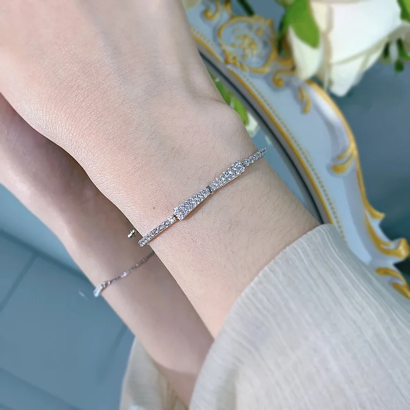 

2023 New S925 Silver Full Diamond Bow Bracelet Women's Retractable and Adjustable Fashion Commuter Celebrity