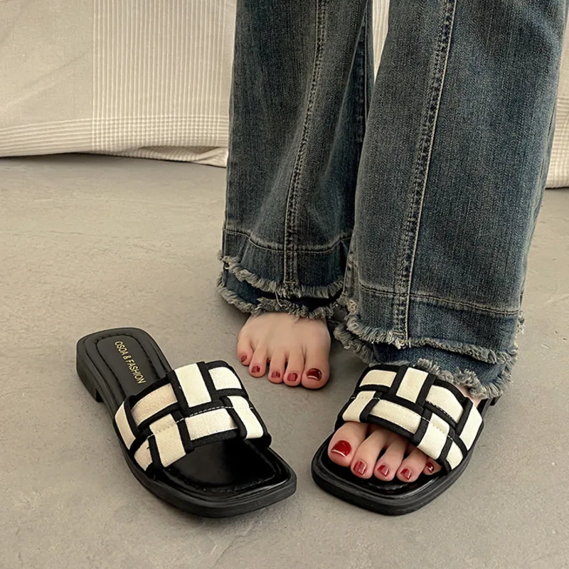 Summer Flat Sandals For Women Fashion Opening Sandals Female Casual Party Beach Flip Slippers Luxury Outdoor Beach sandals