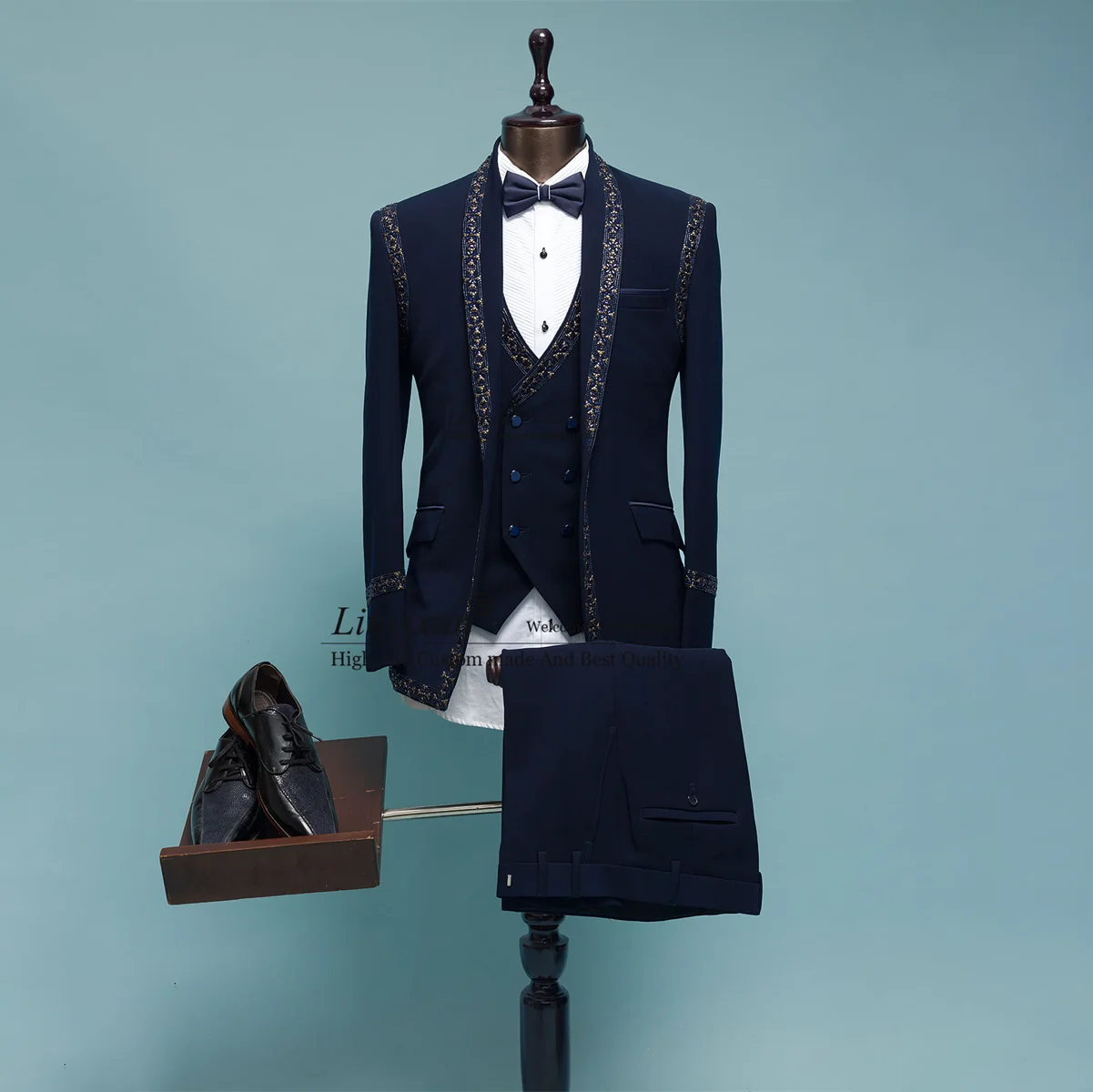 

Elegant Suits For Men Groom Tuxedos 3 Pieces Luxury Jewelry Bridegroom Blazers Male Bespoke terno masculinos completo