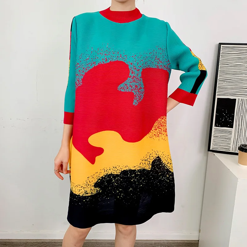 

Pleated Spring Loose Large Size Foreign Style Printed A-line Skirt 2023 New Early Spring Temperament Dress Women