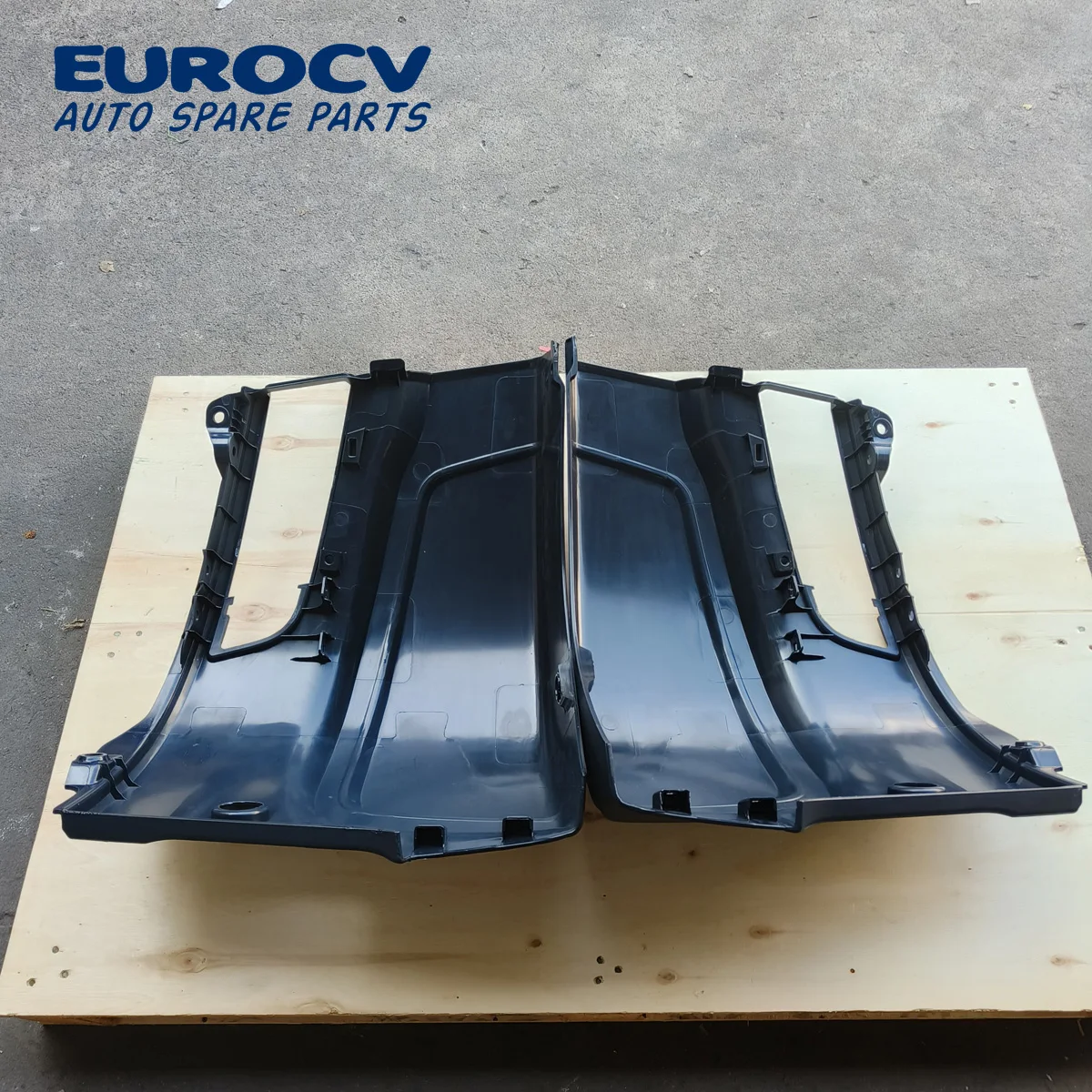 Spare Parts for Scania Trucks SCE 2474454 + 2474457 Bumper Cover Kit