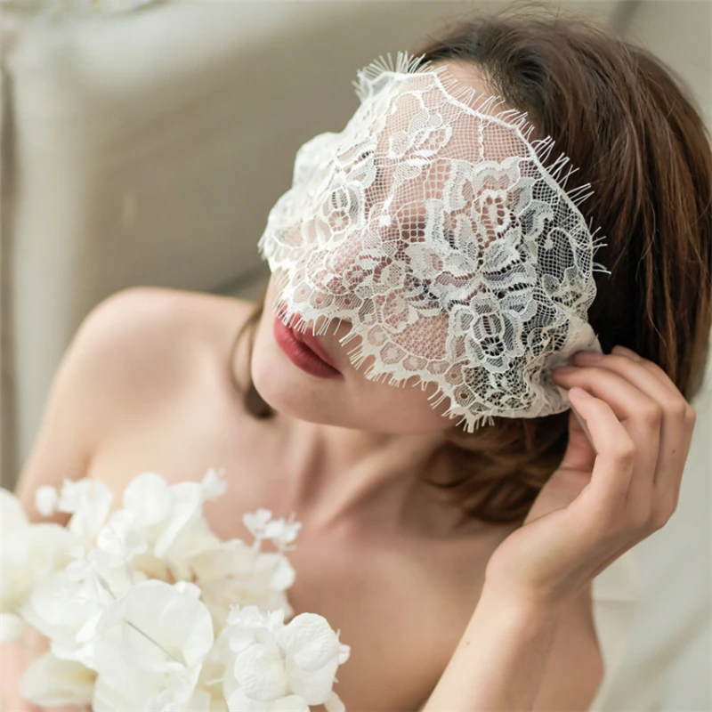 Masque de bal en dentelle érotique pour cosplay et soirée_voghion.com