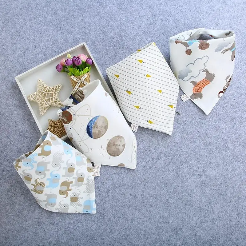 4 pieces/lot Baby Bibs Triangle Cotton Bibs Print Saliva Towel Baby Boys Girls Feeding Apron Cotton Bandana Bibs